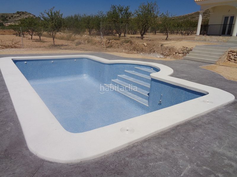 Foto 40a1ed48-1c59-4a7e-aa6e-ff3f78913689. Casa amb aparcament a Pinoso