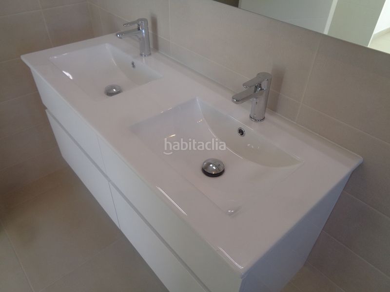 Foto 8e49bd94-3353-4721-84e7-624cd73e9fb3. Casa amb aparcament a Pinoso