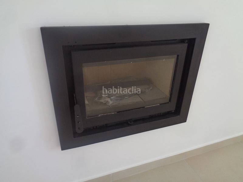 Foto c21ffe6e-64e6-4472-979c-51a44fd9bea5. Casa amb aparcament a Pinoso