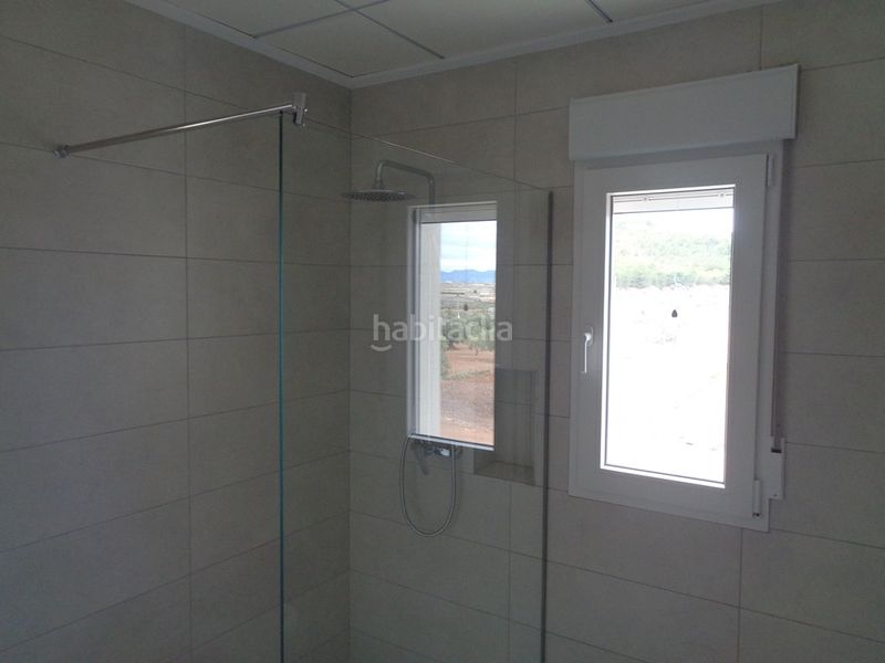 Foto 940932b6-03fe-4fa7-bbd2-b294622532bf. Casa amb aparcament a Pinoso