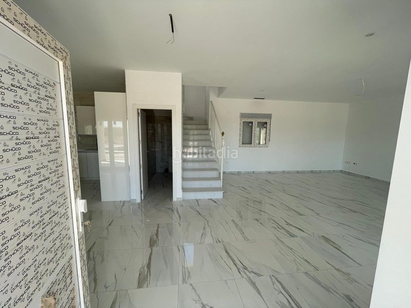 Foto d1607c46-0ec5-45a5-86c6-2b4762c13353. Casa amb aparcament a Pinoso