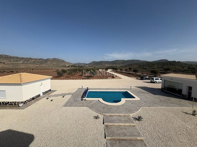 Foto 6af06635-28d6-4846-9c3d-09ccf95b83c0. Casa amb aparcament a Pinoso