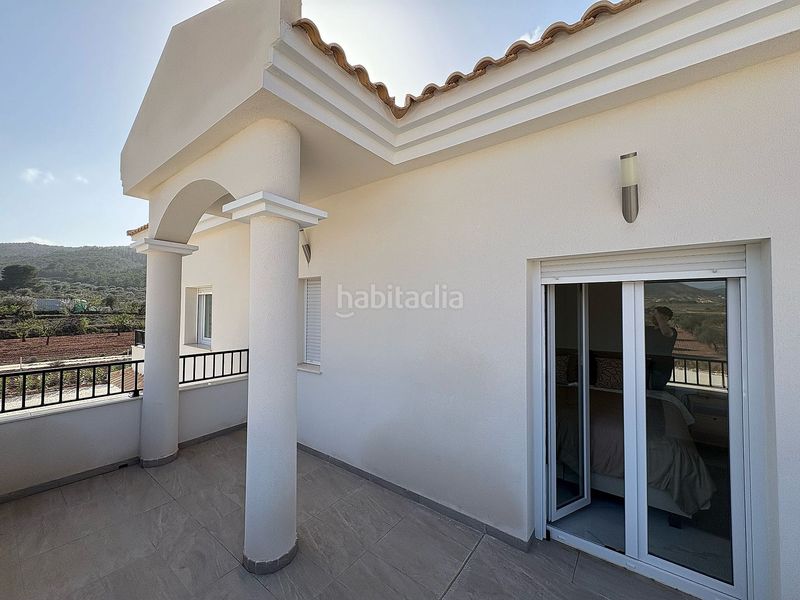 Foto b1718aef-e8b1-4272-8a74-6d3898219562. Casa amb aparcament a Pinoso