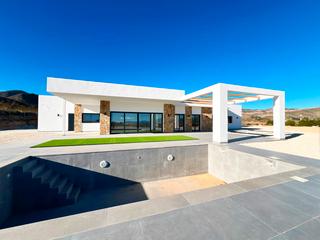 Maison à Romana (la)