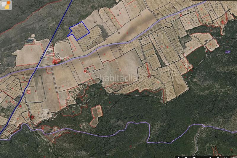 Foto 84ea45c3-4ada-4aaa-84bd-9e5ba122f2aa. Terreno residencial en Yecla