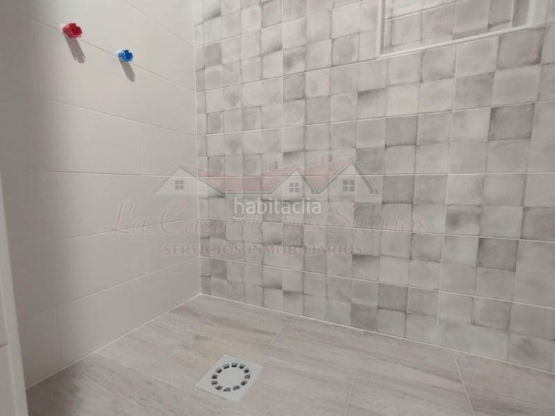 Foto 20aeb0a9-aade-4c2f-ab18-6e8e308f49f2. Maison jumelée dans Petrer