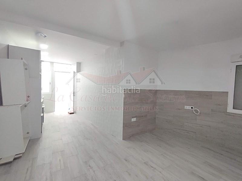 Foto 31d5c57e-1298-4de2-ab80-3ee40d352fa3. Maison jumelée dans Petrer