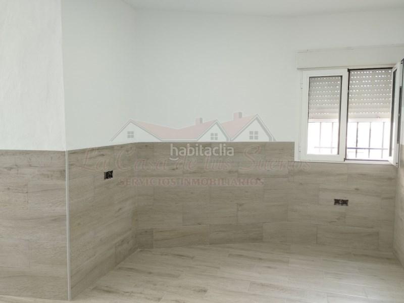 Foto c282f38a-73c3-4021-99c5-0bca034af9ce. Maison jumelée dans Petrer