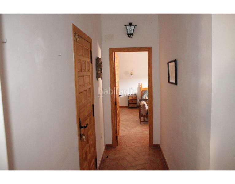 Foto b8051870-62f5-4d3e-a74c-4420c3c790ad. Masía en Pinoso