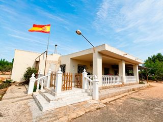 Casa a Hondón de los Frailes