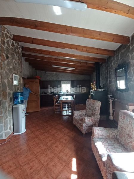 Foto 89fcf629-a095-45a3-a074-305d92b7b2e3. Casa a Sax