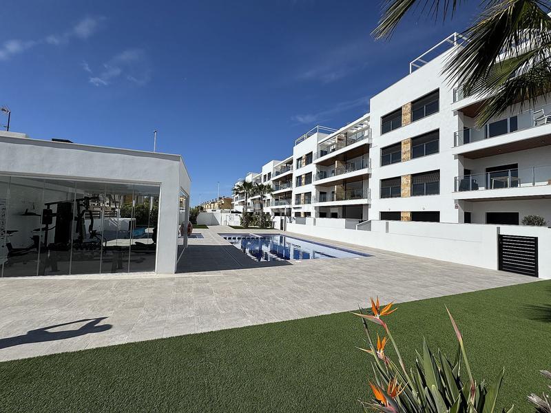 Foto 130ffad8-5b2c-48a6-9a24-2855929819ae. Dachwohnung in Playa Flamenca Orihuela