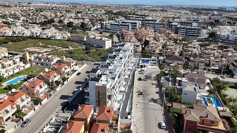 Foto 41b23379-cb08-47d7-ba07-0a7344418cb3. Dachwohnung in Playa Flamenca Orihuela