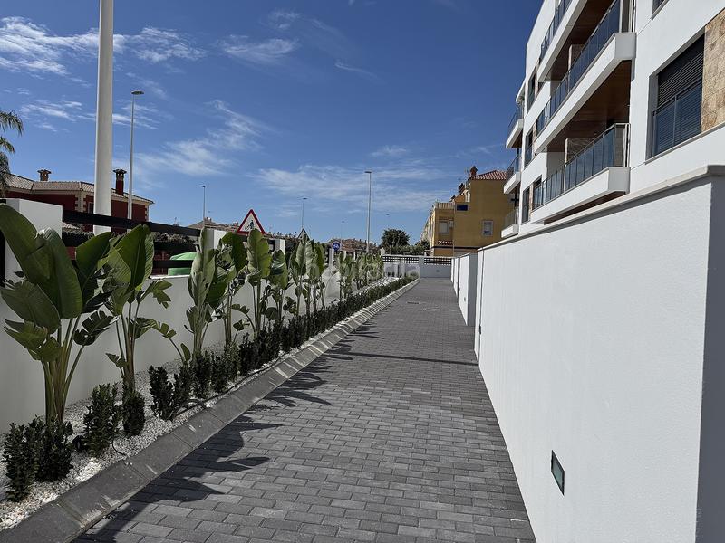 Foto b0f0d9b1-923d-479b-aaff-b7f5ff0b0600. Dachwohnung in Playa Flamenca Orihuela