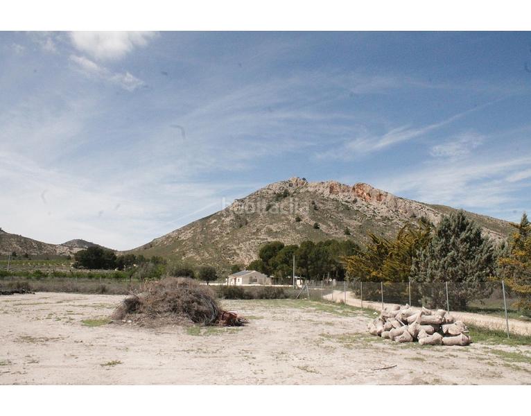 Foto e09f8c2d-4754-4dcf-a332-6a96f2fcffc2. Masia a Las Cruces Villena