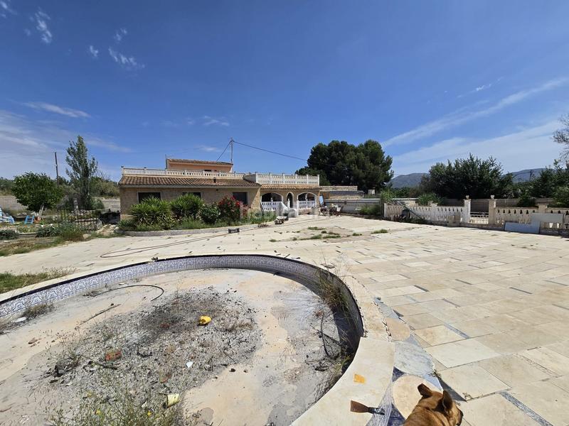 Foto 0ae1e799-6990-4170-8fa4-f4a9b3727705. Maison dans Sax