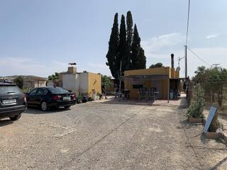 Masia a Pedanías Este