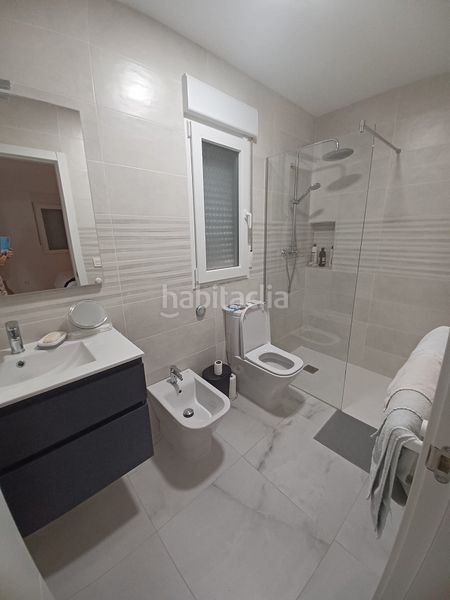 Foto a796e462-cc3e-4ece-9970-41262e43773f. Casa amb aparcament a Pinoso