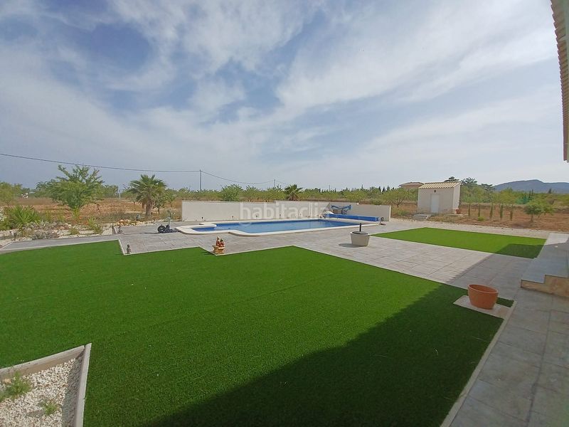 Foto ddf3354a-419e-4490-982b-7e4247463977. Casa amb aparcament a Pinoso