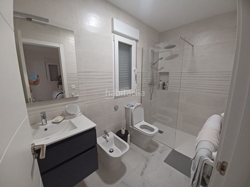 Foto eee2eafe-84d6-49fc-b586-ddbfe9c2d8d1. Casa amb aparcament a Pinoso