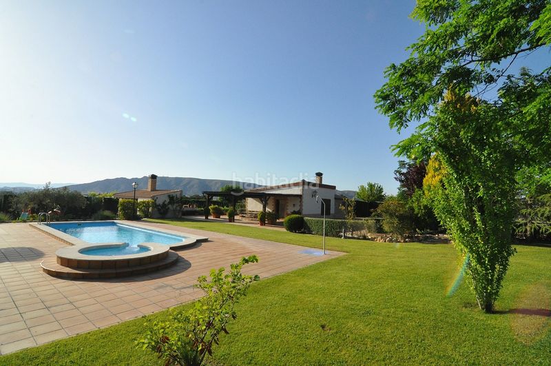 Foto feff0ad5-7fda-4728-9635-6dece0f04b81. Casa a La Paz Villena