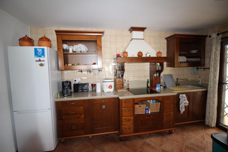 Foto 7534aa79-f30d-4ba3-a388-3a01b07201f9. House with parking in Fortuna