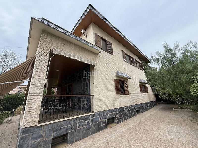Foto ae96b606-2605-49cf-b0aa-4d9f55d6b677. Casa amb aparcament a Centro Elda