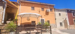 Country house in Romana (la)