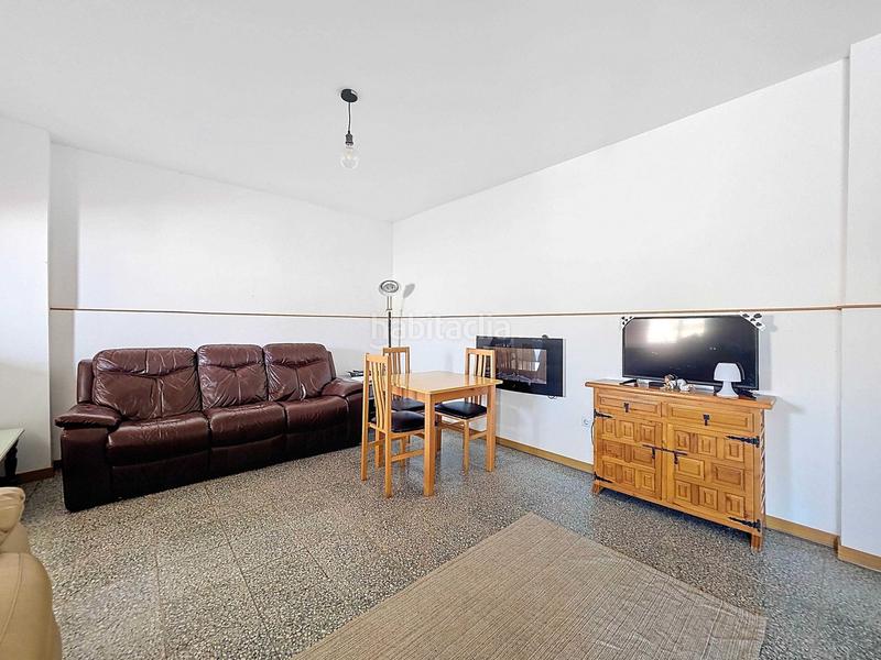 Foto 6b955a56-b678-449a-8bb8-c5c16599cee9. Casa adossada a Pinoso