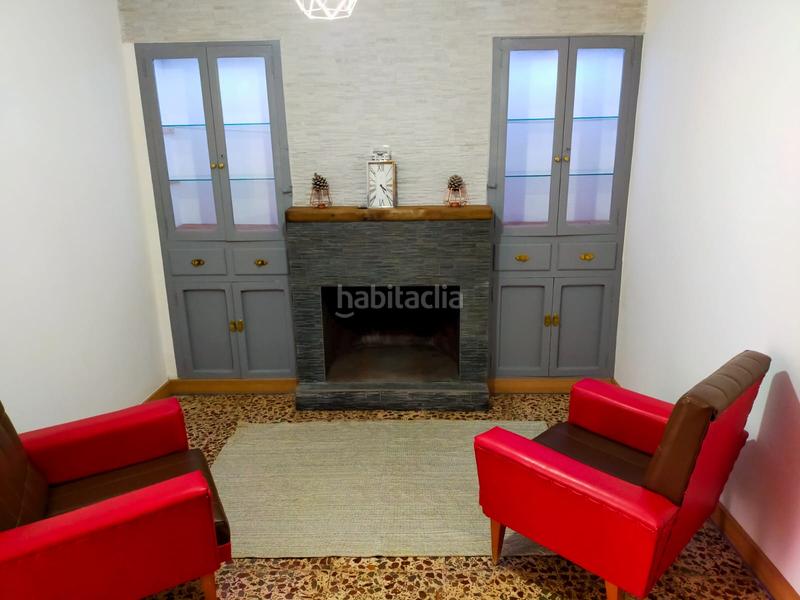 Foto d8c3385f-0cf6-4bf1-b268-fad524cd8bb8. Casa adossada a Pinoso