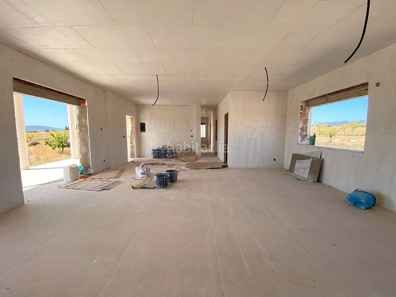 Foto 5c906560-68b0-49f4-bcb3-139f4b364616. Casa amb aparcament a Pinoso