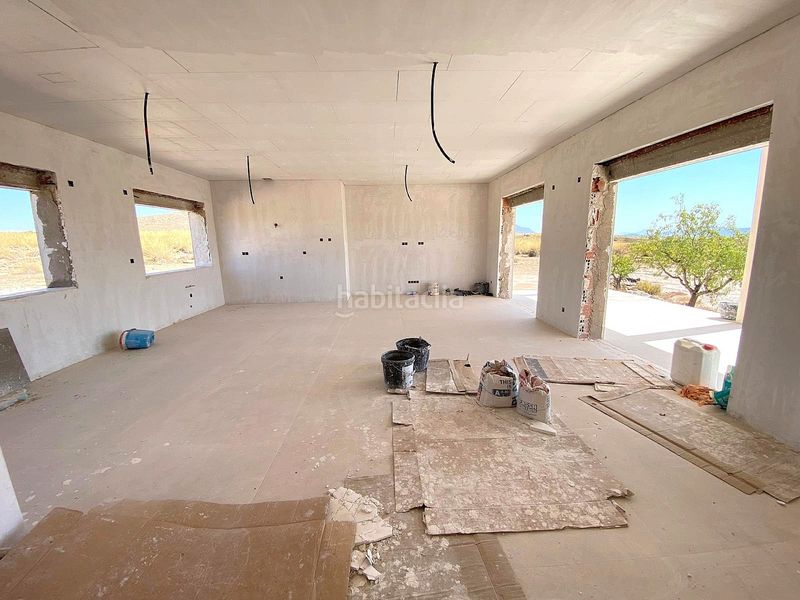 Foto f5f64d79-eb64-48f4-b828-805e64c207d0. Casa amb aparcament a Pinoso
