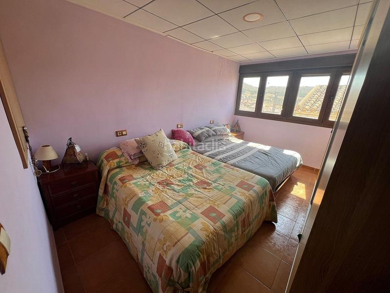 Foto 5bdaa493-6aaa-4369-bae2-4e830dfdb754. Casa adosada en Elche de la Sierra