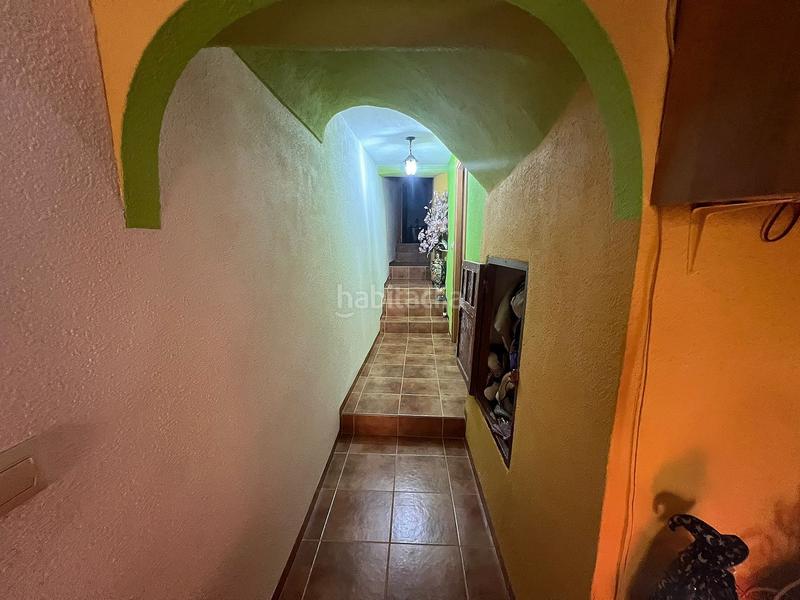 Foto a46b61b3-d257-4dfd-93b6-c4dbb921eab4. Casa adosada en Elche de la Sierra