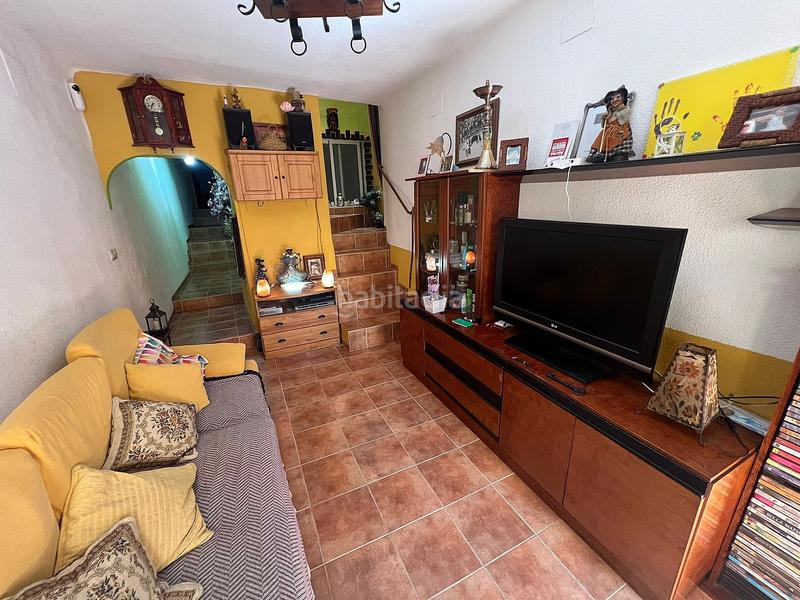 Foto ee60db28-2d99-4584-83ba-713e737da2ef. Casa adosada en Elche de la Sierra