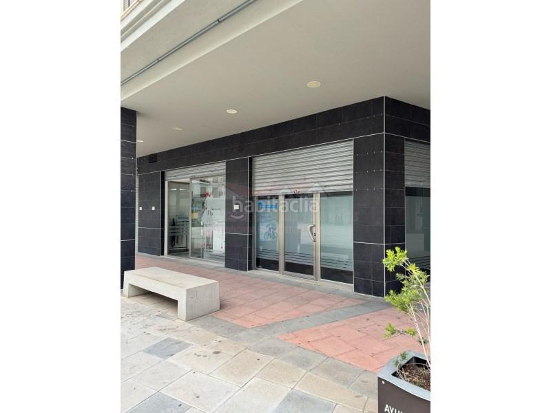 Foto f85b7fac-28ed-4bde-98fe-f7e38feb101f. Local commercial dans Sax
