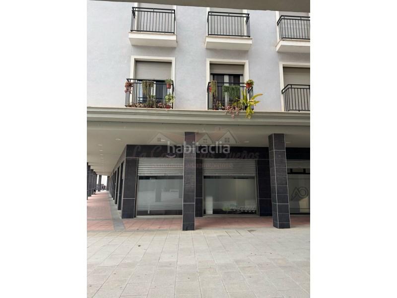 Foto f919e8a1-87ee-44fd-af8e-202fc90581f9. Local commercial dans Sax