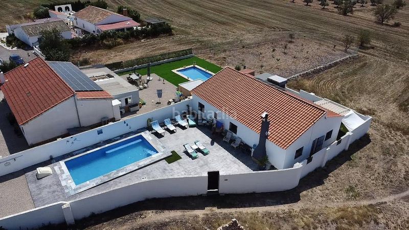 Foto 027b8029-86c9-463c-912b-91db9683ab54. Casa a Caudete