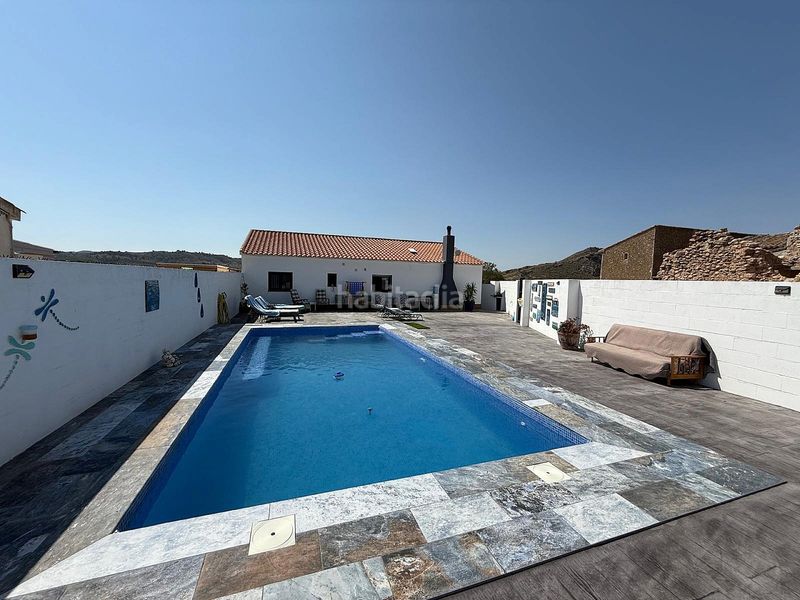 Foto 712b1aa7-0f66-45c9-938d-2218c51953e2. Casa a Caudete