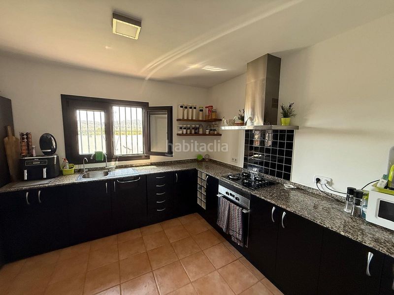 Foto df7ce8f8-7f59-43e7-80c8-1931f0032ea0. Casa a Caudete