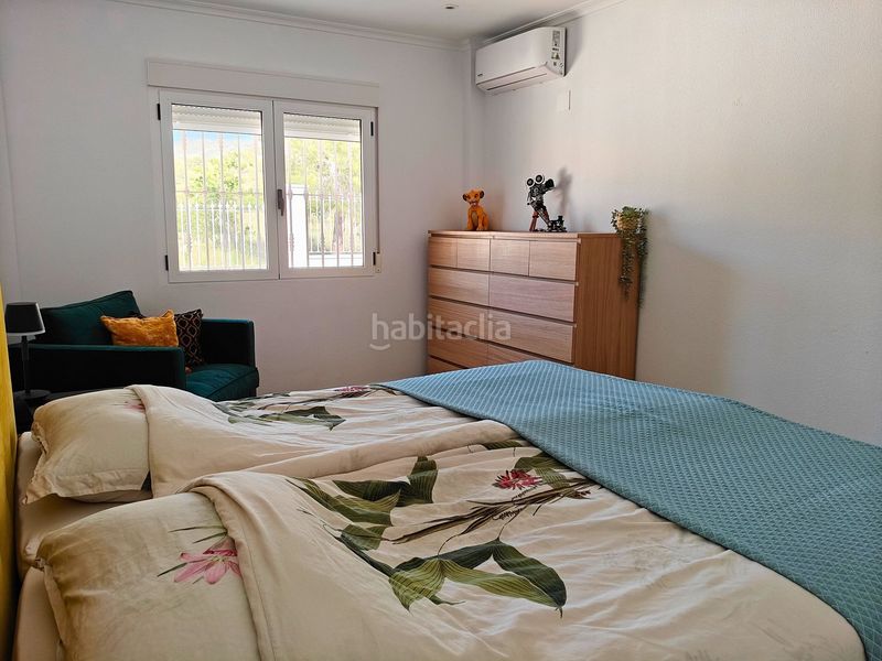 Foto fe28e8d9-de80-441e-80a0-b89b20aefd65. Casa amb aparcament a Petrer