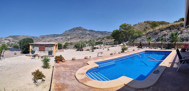 Foto 601ac10e-41f6-4c76-9fa3-23608232cd32. Casa con parcheggio in Fortuna