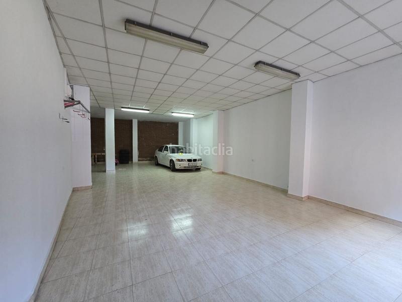 Foto 2bd0a231-2c39-45c7-b7c7-ea63c13668d9. Semi detached house with parking in Sax