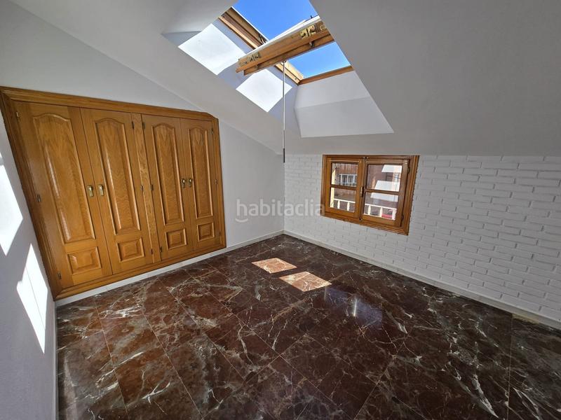 Foto 4b7feeea-ef09-4401-9a3e-e42fa6617c1b. Semi detached house with parking in Sax