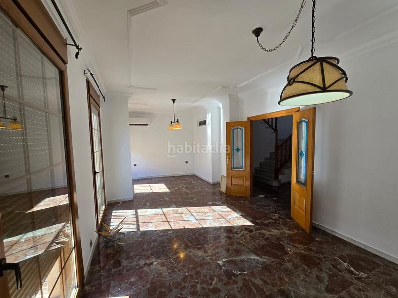 Foto 757f1c30-4fd3-4a38-9bc3-d734c46c060f. Semi detached house with parking in Sax