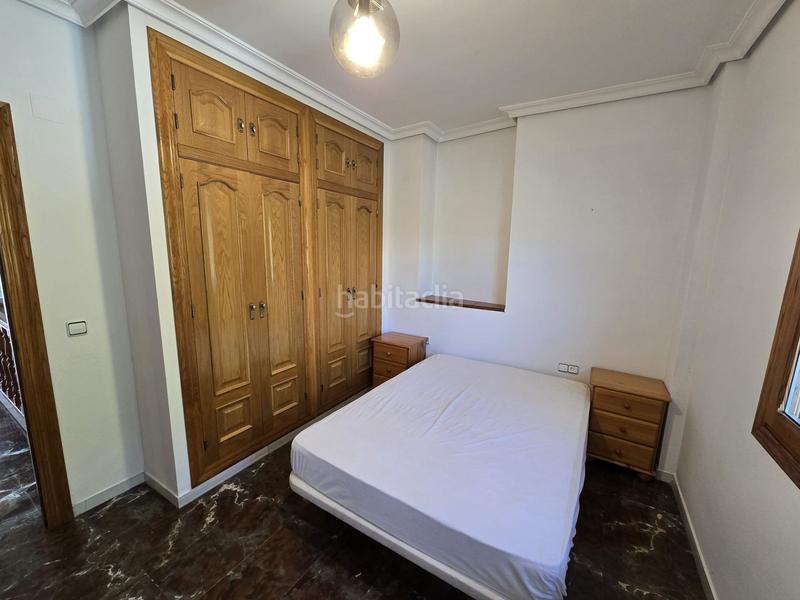 Foto df9819f7-f2a2-43b5-91a7-b64e9f2667b3. Semi detached house with parking in Sax