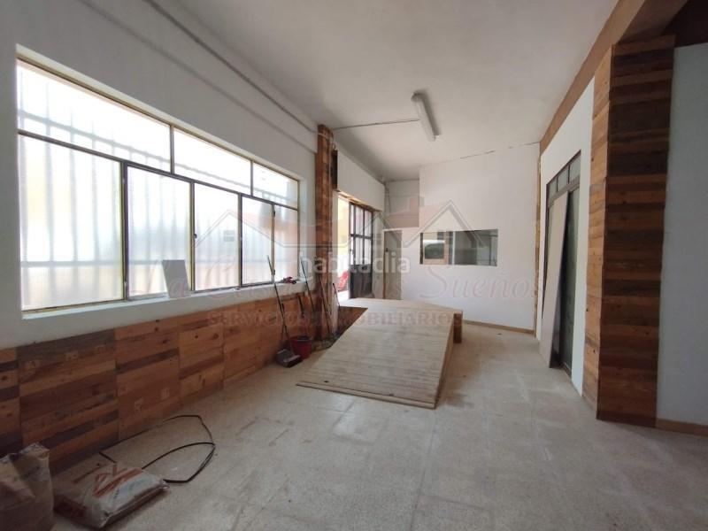 Foto 73cee46c-4a05-4fdd-b583-af96f5d12af2. Local comercial en Sax