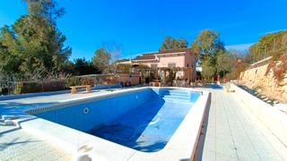 Maison à Romana (la)