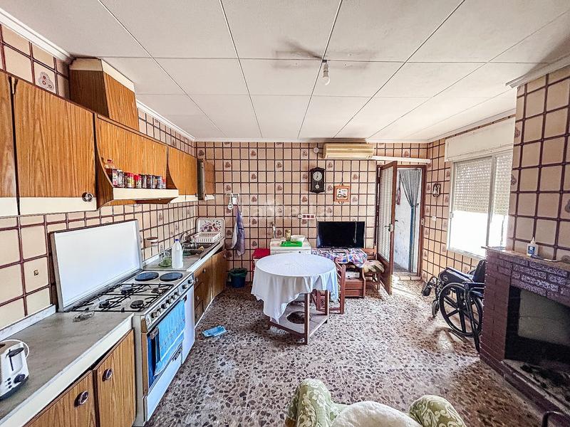 Foto d851c42d-d66a-49be-b62f-099c8e23c14e. Casa a schiera con parcheggio in Abanilla