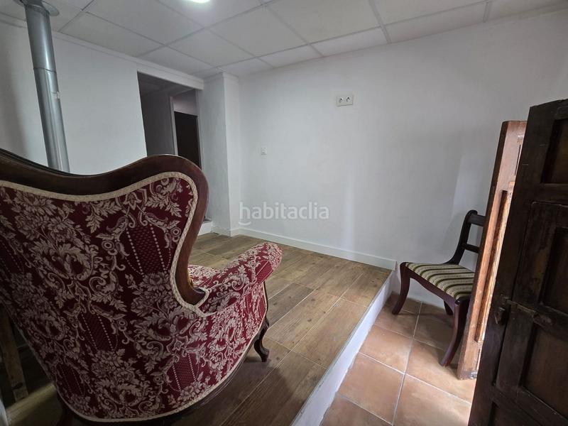 Foto dc9cb8c0-86d0-4934-ba64-0237180fad7f. Reihenhaus in Sax